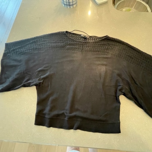 COPY - INC Wide Arm Short Sleeve Black Sz L Sweater - Picture 1 of 6